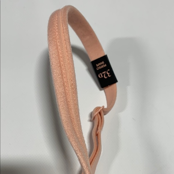 Victoria’s Secret - 7132 32D Elegant Lace Trim Peach Bra Pushup Padding - Picture 5 of 10